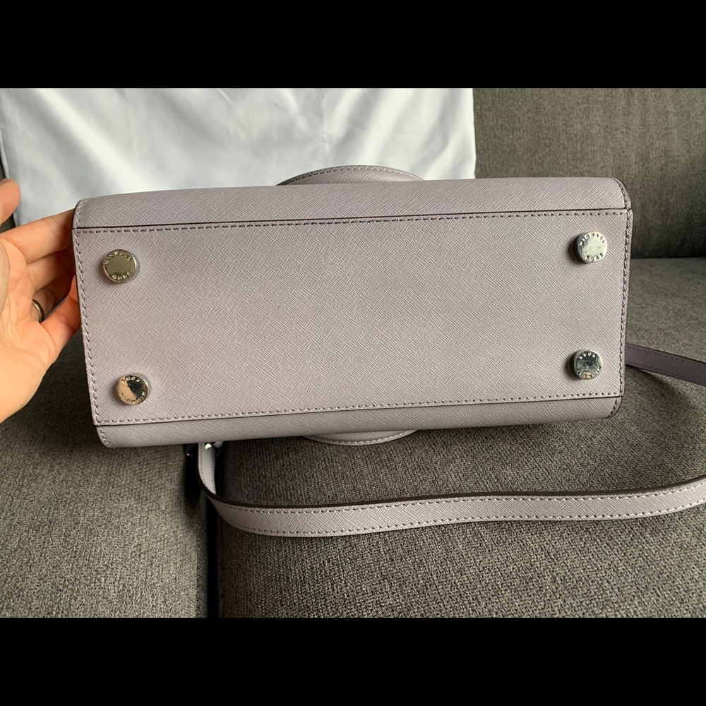 Like New MK Selma Bag - Sale - Picture 4 of 6